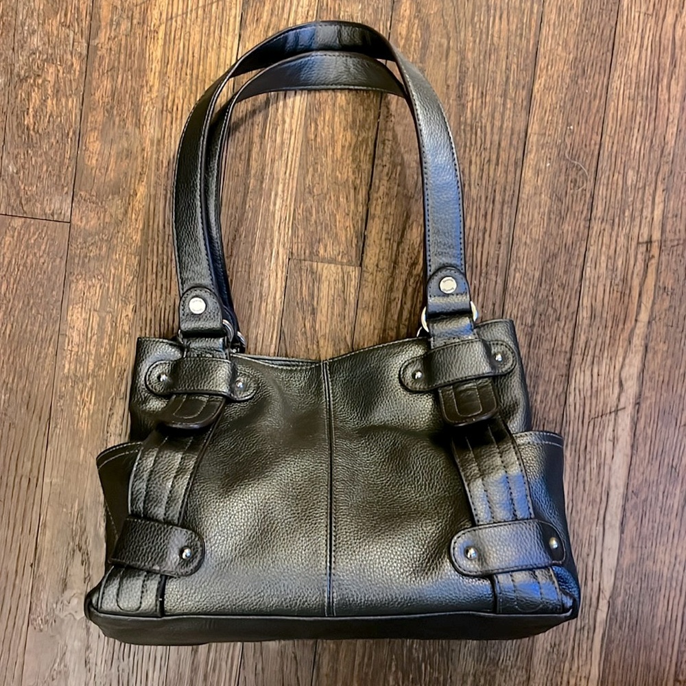 Tignanello shoulder bag pebbled leather gray metallic quiet luxury - Picture 2 of 14